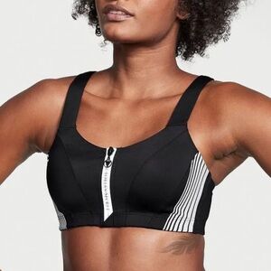 36DD Victoria’s Secret On Point Knockout Front Close Sports Bra